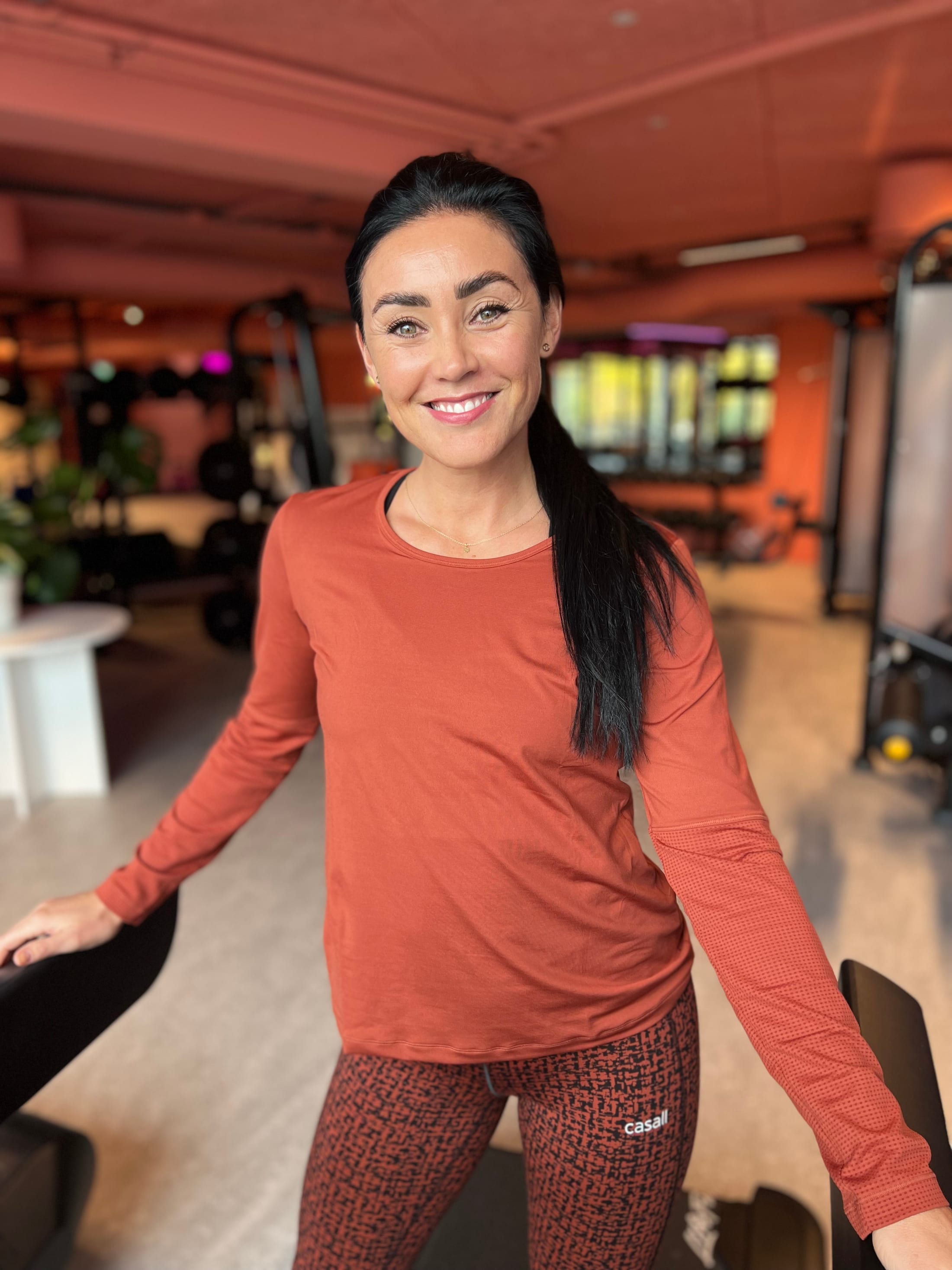 Portrett av Simone i treningsstudio